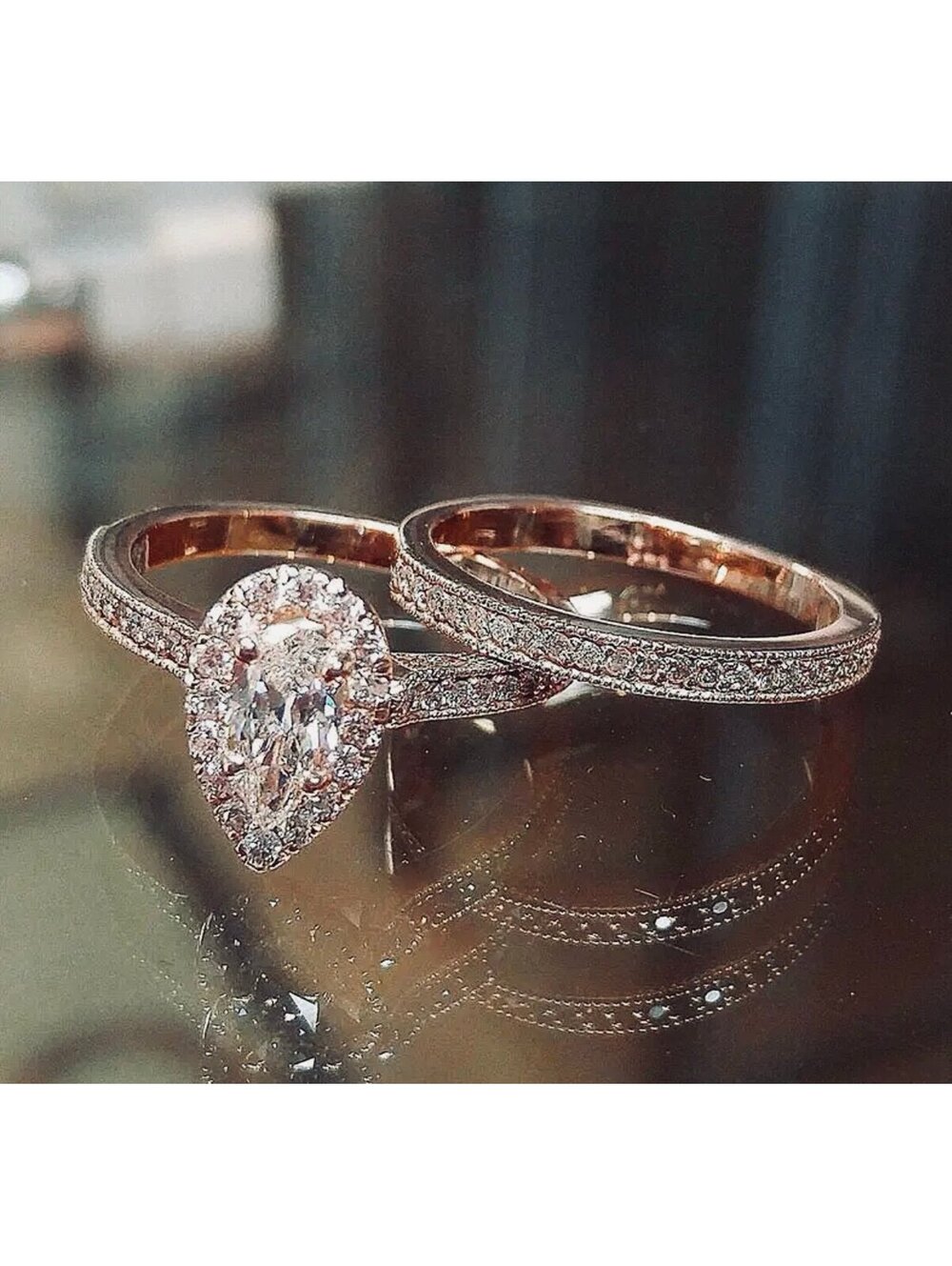 New - Exquisite Teardrop - Cubic Zirconia Engagement Style Ring Set - Size 7